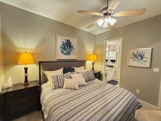 Foto del edificio - 5909 Padre Blvd