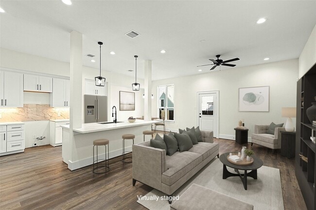 Building Photo - 1807 Palmetto Landing Dr