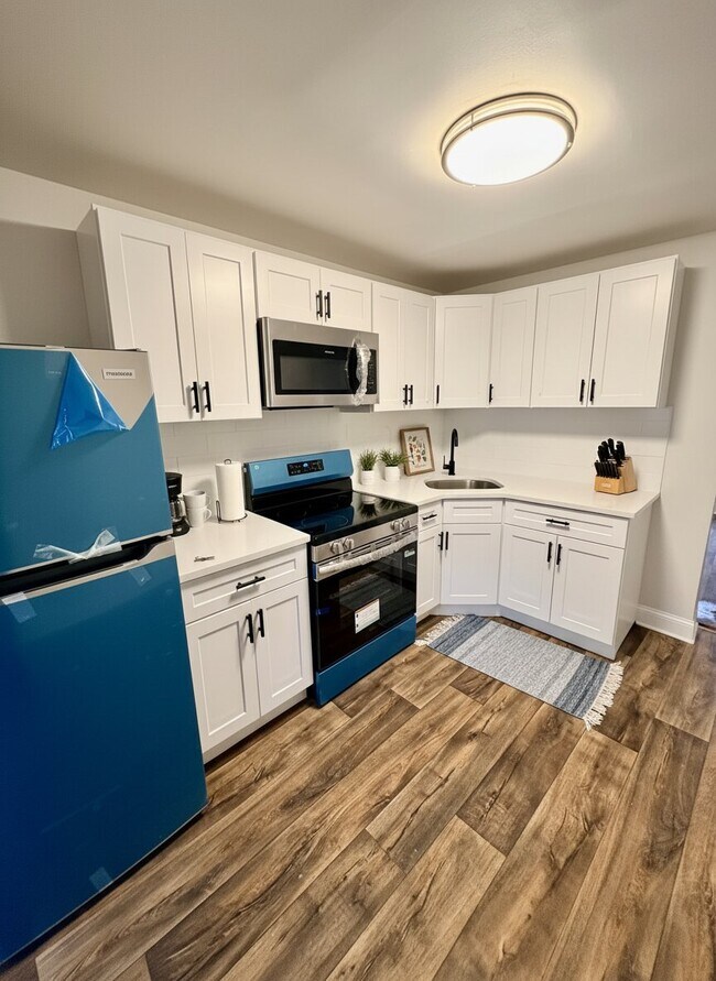 Foto del edificio - 2814 Helen St