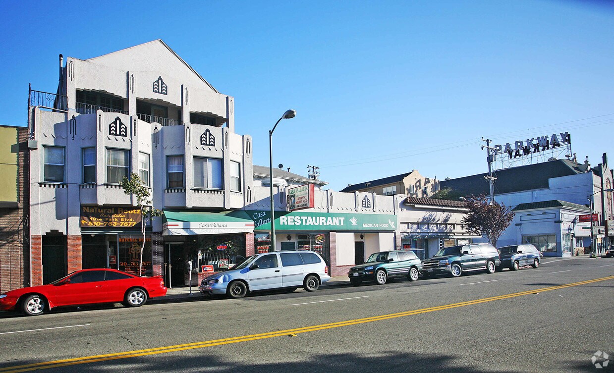 Foto del edificio - 410 E 19th St