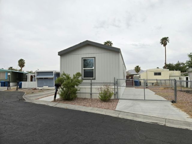 Foto principal - 1624 Palm St