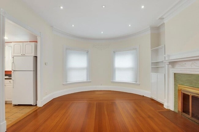 Photo - 119 Park St Townhome