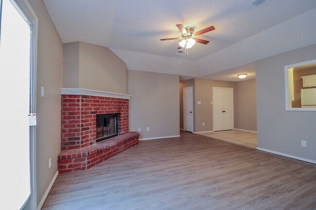 Foto del edificio - 2415 87th St