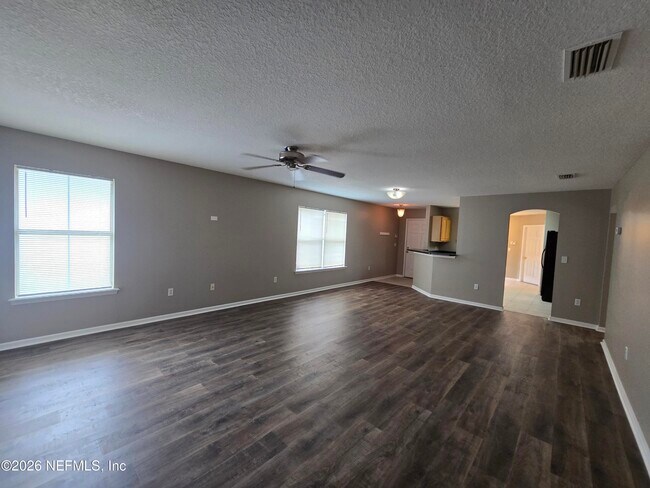Foto del edificio - 4119 Pebble Brooke Circle South