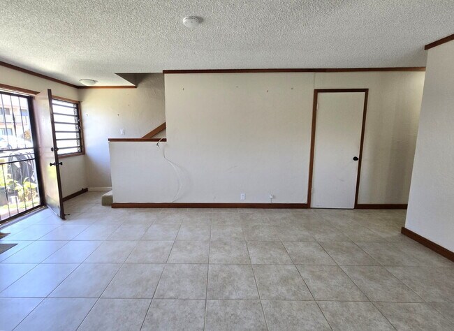 Foto del edificio - 2Br/1.5ba/2pkg Split Level Townhome - Pearlridge Aiea