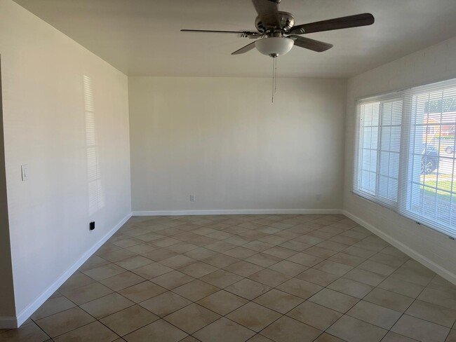 Living Room - 15331 Cornuta Ave