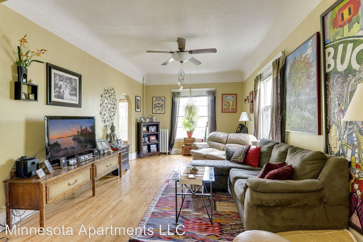 Building Photo - 2 br, 1 bath Apartment - 2401 Aldrich Ave S