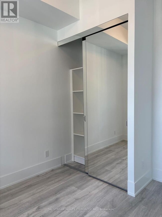 Building Photo - 115 Denison Ave