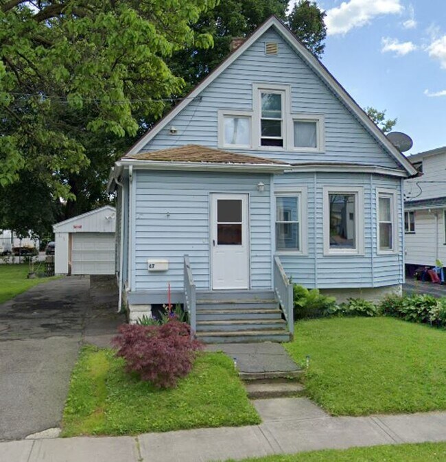 Building Photo - 47 Holworthy St