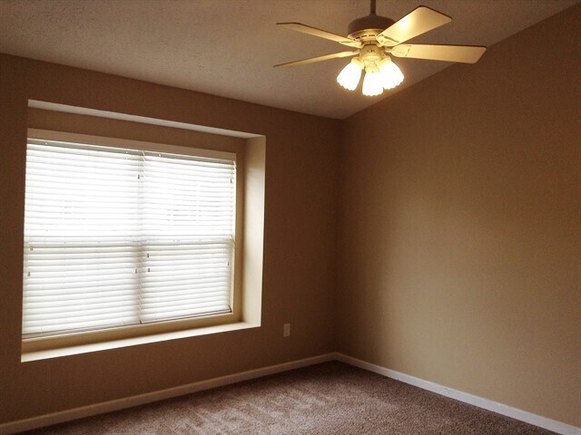 Foto del edificio - 2311 Neff Ln