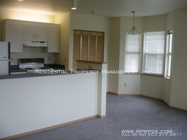 Foto del edificio - 222 NW Uptown Ter