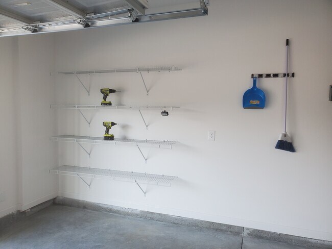 Extra storage space - 95 Constitution Ave