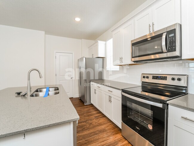 Building Photo - 6042 W South Jordan Pky