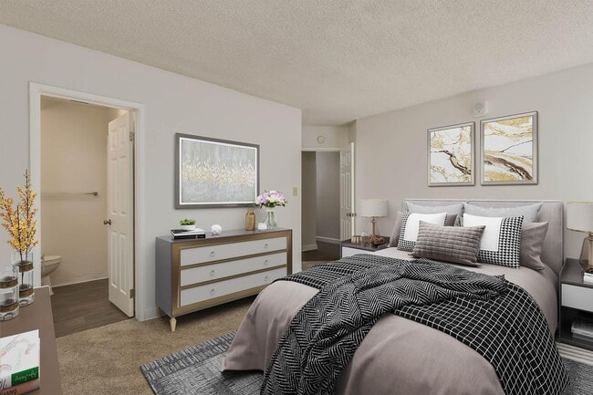 Interior Photo - Dorchester STOP IN FOR MOVE IN BONUS!