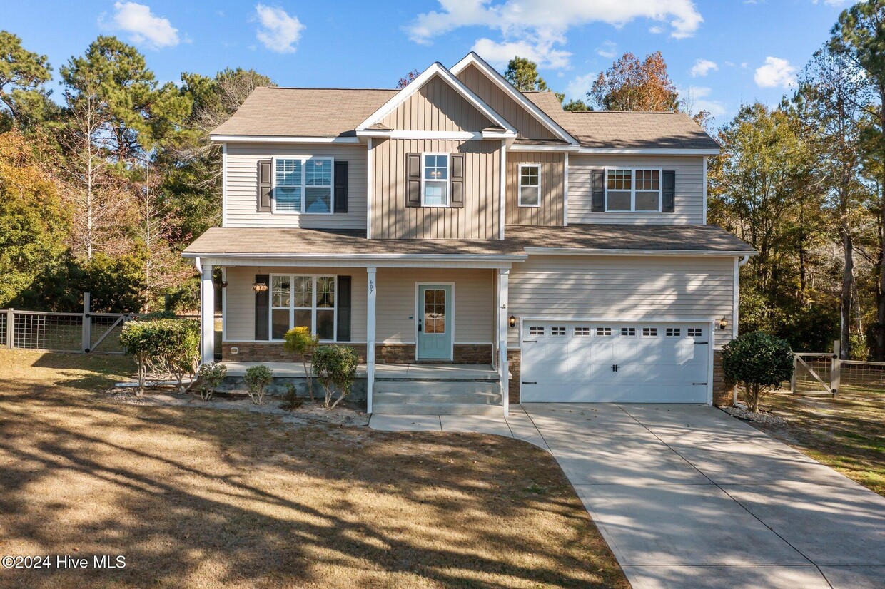 Foto principal - 607 Mayapple Ln