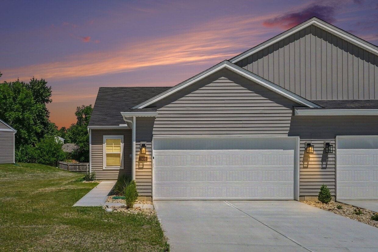 Modern Retreat | Brand-New 2BR, 2BA Duplex - Modern Retreat | Brand-New 2BR, 2BA Duplex