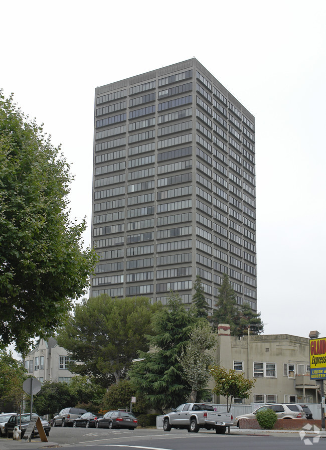 Foto del edificio - Park Bellevue Tower Building