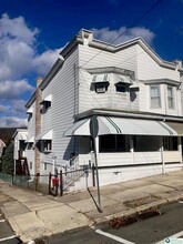 Building Photo - 501 E Bertsch St