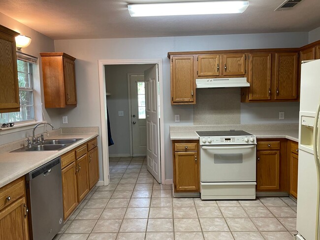 Foto del edificio - 2 Bed, 2 Bath Home for Rent in Barnett Bend