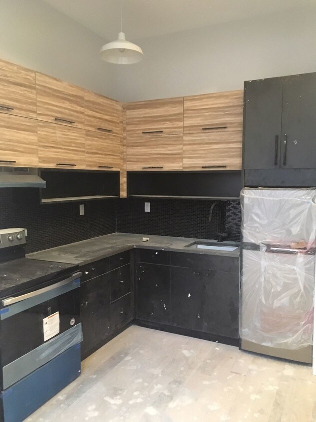 Foto principal - 42 W 126th St