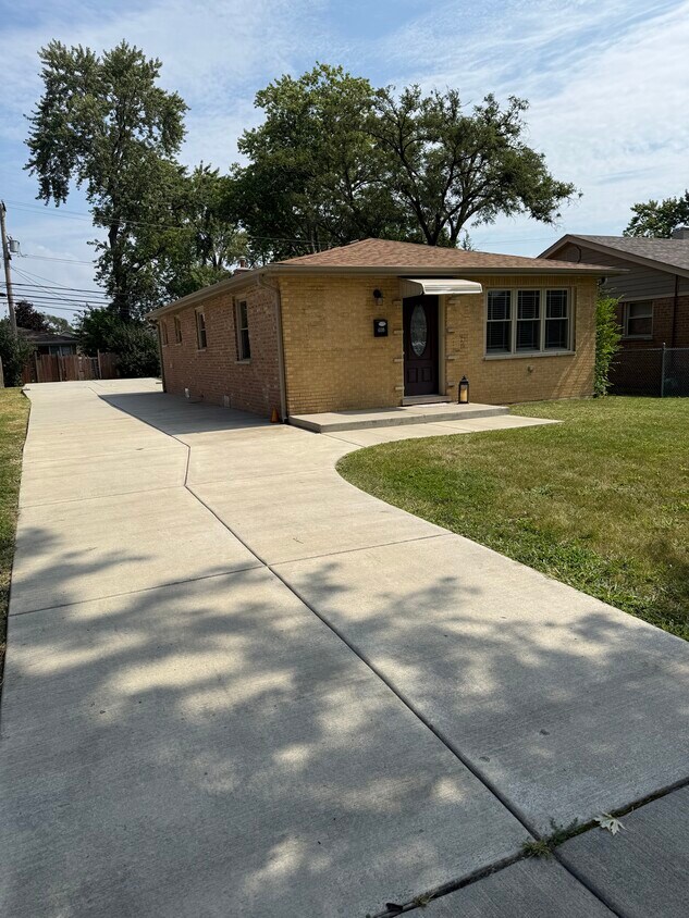 Foto principal - 6110 Washington St