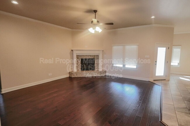 Building Photo - 9604 Justice Ave