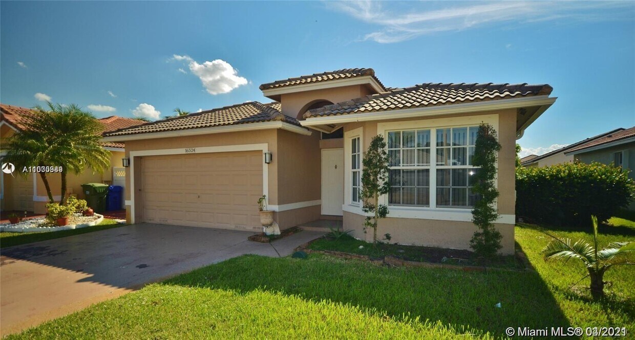 Primary Photo - 16524 NW 24th St