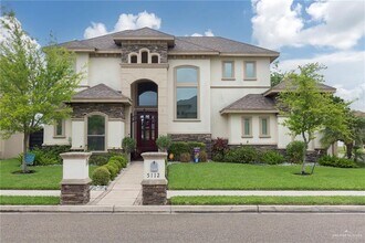Building Photo - 24 Nevis Dr