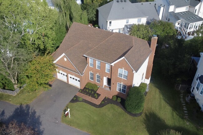 Foto del edificio - 2410 Dakota Lakes Dr