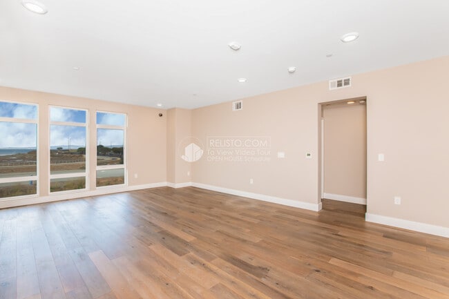 Building Photo - 400 Mariners Island Blvd