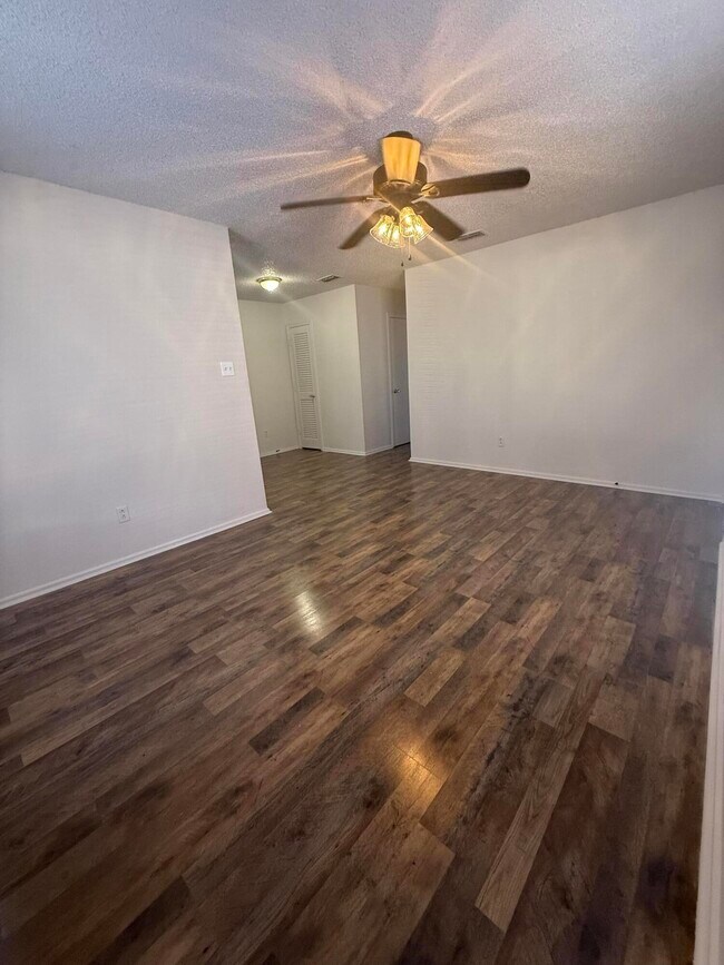 Building Photo - 2317 15th St