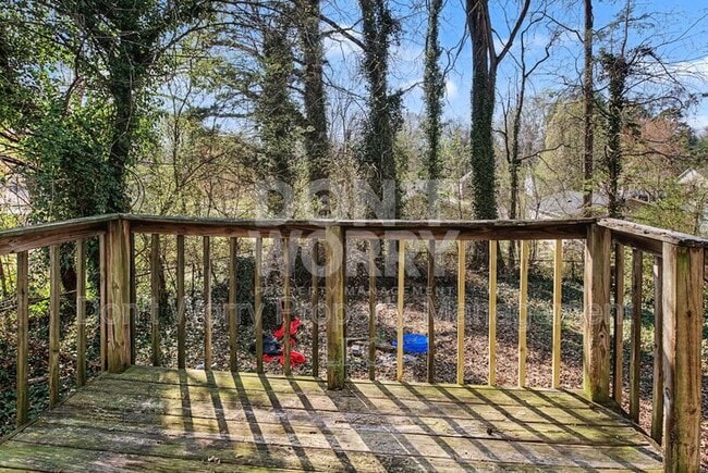 Foto del edificio - 1118 Duke St