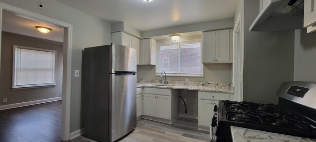 Foto del edificio - 9901 Yorkshire Rd