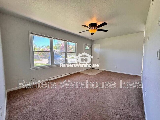 Building Photo - 1328 E 28th St