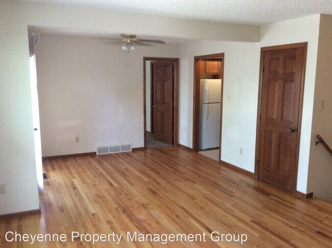 Building Photo - 3 br, 3 bath House - 1507 Crook Ave.