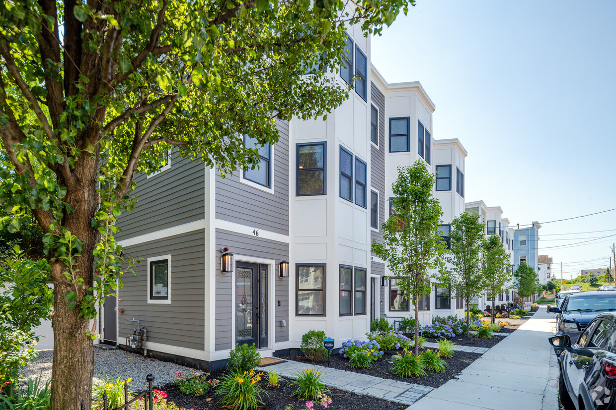 Building Photo - Robey Street Condominiums