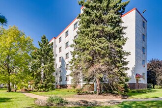 Building Photo - 475 Plum Creek Dr
