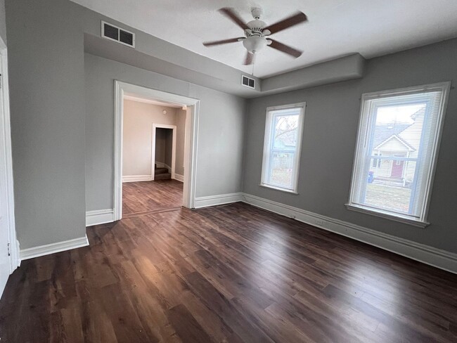 Foto del edificio - Three Bedroom Unit Near Downtown Grand Rap...