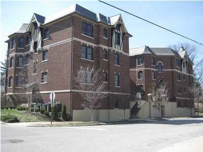 Building Photo - 2000 Spring Condominiums