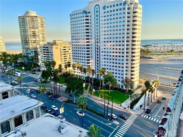 Building Photo - 455 E Ocean Blvd