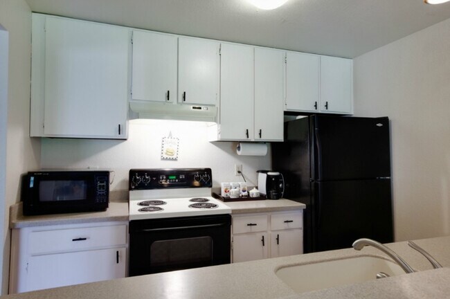 Building Photo - 4415 145th Ave NE