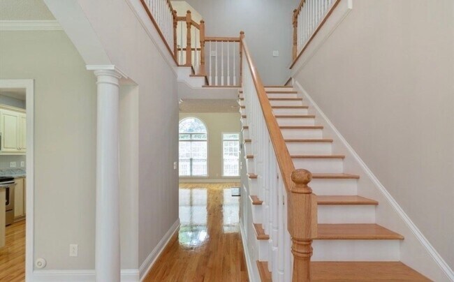 Foto del edificio - 224 High Ridge Ct