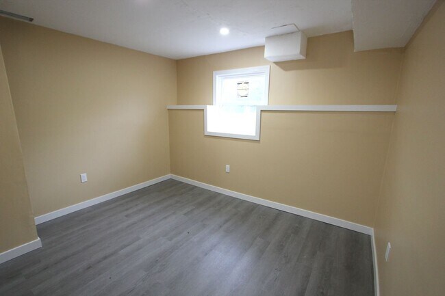 Foto del edificio - 322 Blackstone St