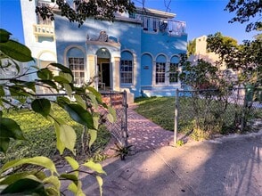 Building Photo - 1845 SW 11th St