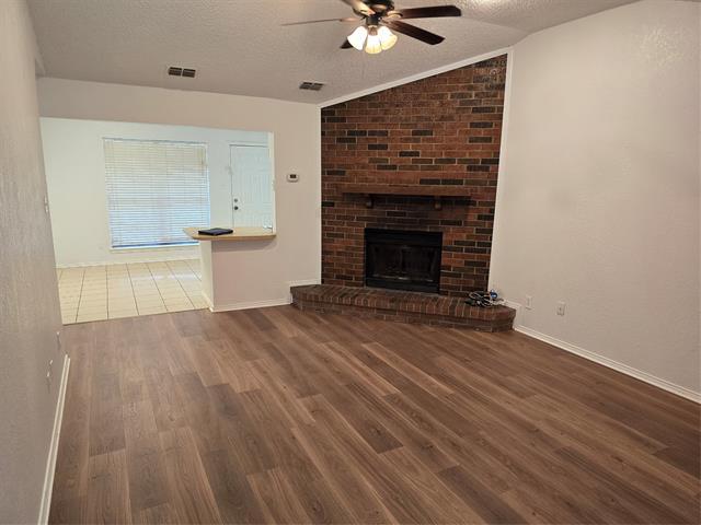 Building Photo - 7451 N College Cir