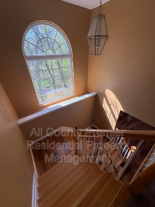 Foto del edificio - 74 Oxford Ct