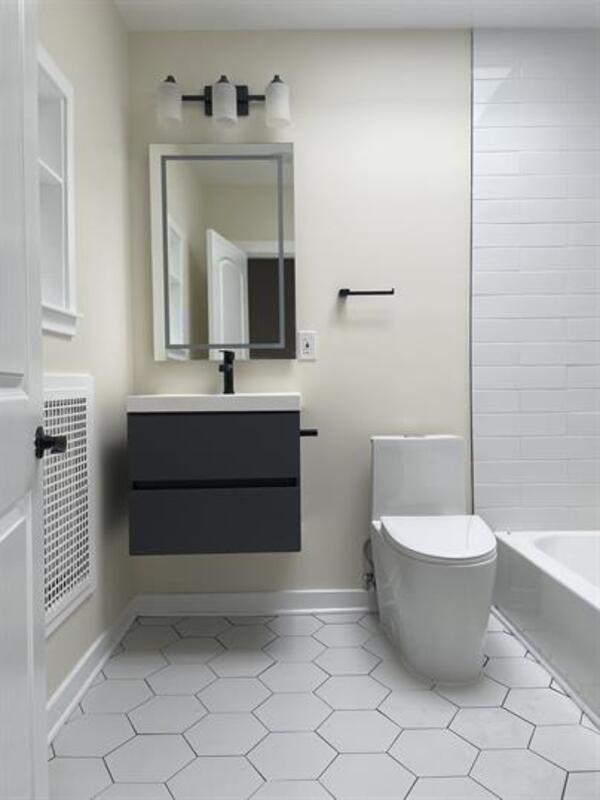 Building Photo - 3106 N Calvert St