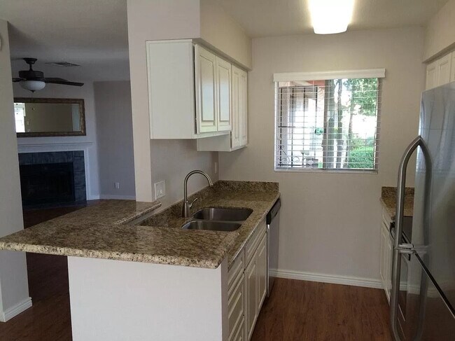 Building Photo - 93 N Cooper Rd