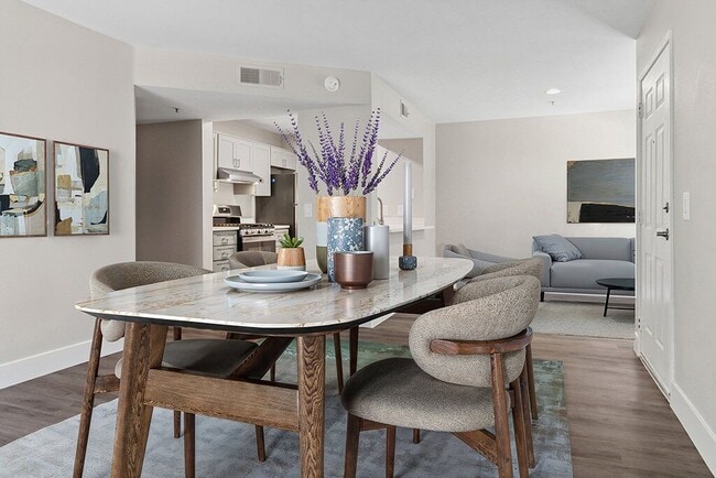 Building Photo - Deerwood Apartments