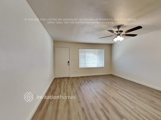 Building Photo - 13401 N 37th Ave